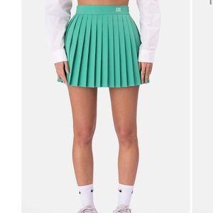 Green tennis skirt